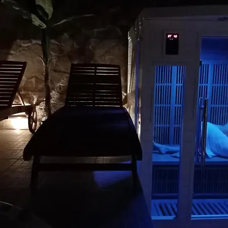 Sicilia - Intera Casa Con Privata Jacuzzi Sauna Bagno Di Vapore Ad Uso Illimitato Appartamento