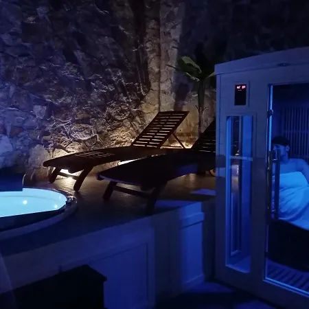 Sicilia - Intera Casa Con Privata Jacuzzi Sauna Bagno Di Vapore Ad Uso Illimitato *