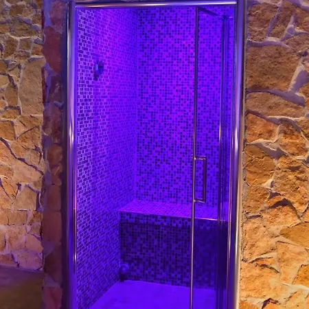 Appartamento Sicilia - Intera Casa Con Privata Jacuzzi Sauna Bagno Di Vapore Ad Uso Illimitato
