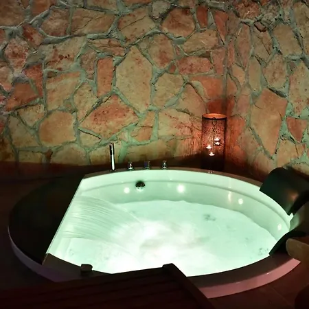 Sicilia - Intera Casa Con Privata Jacuzzi Sauna Bagno Di Vapore Ad Uso Illimitato Appartamento *