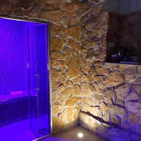 Sicilia - Intera Casa Con Privata Jacuzzi Sauna Bagno Di Vapore Ad Uso Illimitato Appartamento