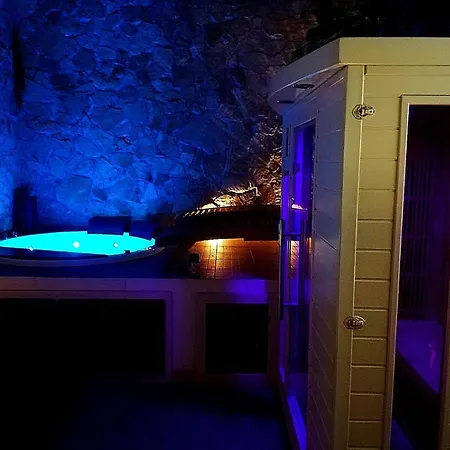 Sicilia - Intera Casa Con Privata Jacuzzi Sauna Bagno Di Vapore Ad Uso Illimitato Appartamento *