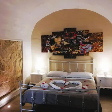 Appartamento Sicilia - Intera Casa Con Privata Jacuzzi Sauna Bagno Di Vapore Ad Uso Illimitato Rosolini