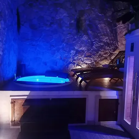 Sicilia - Intera Casa Con Privata Jacuzzi Sauna Bagno Di Vapore Ad Uso Illimitato * Rosolini