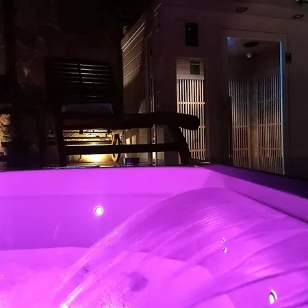 Sicilia - Intera Casa Con Privata Jacuzzi Sauna Bagno Di Vapore Ad Uso Illimitato Appartamento Rosolini