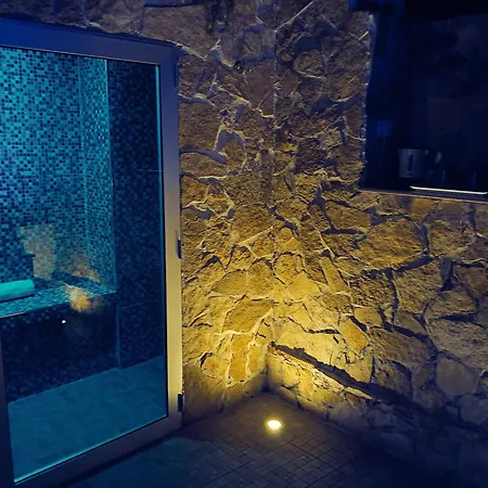 Apartament Sicilia - Intera Casa Con Privata Jacuzzi Sauna Bagno Di Vapore Rosolini
