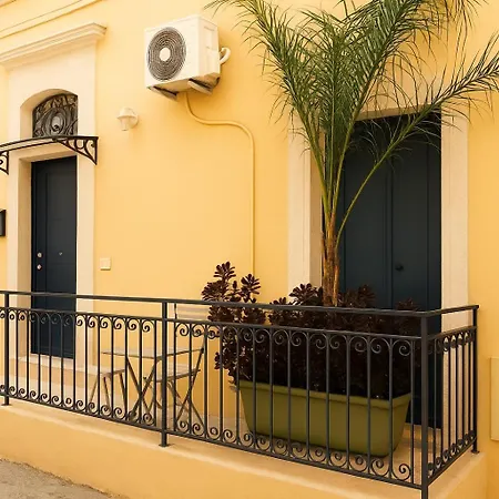 Apartament Sicilia - Intera Casa Con Privata Jacuzzi Sauna Bagno Di Vapore