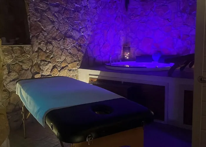 Apartament Sicilia - Intera Casa Con Privata Jacuzzi Sauna Bagno Di Vapore *