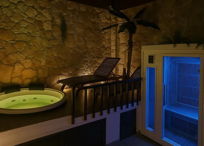 Sicilia - Intera Casa Con Privata Jacuzzi Sauna Bagno Di Vapore * Rosolini