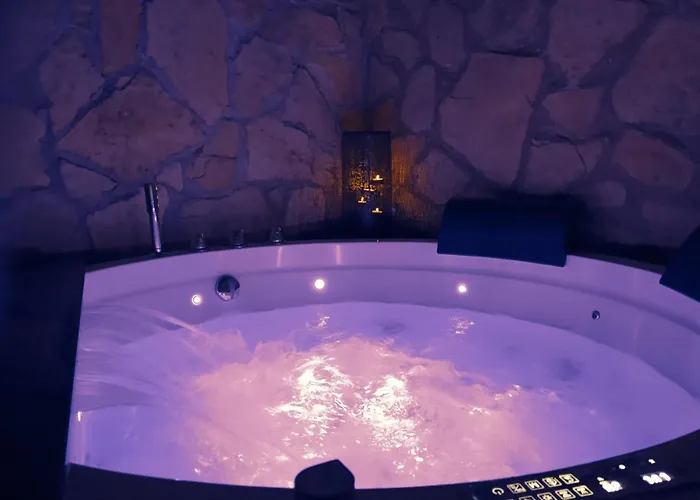 Sicilia - Intera Casa Con Privata Jacuzzi Sauna Bagno Di Vapore * Rosolini