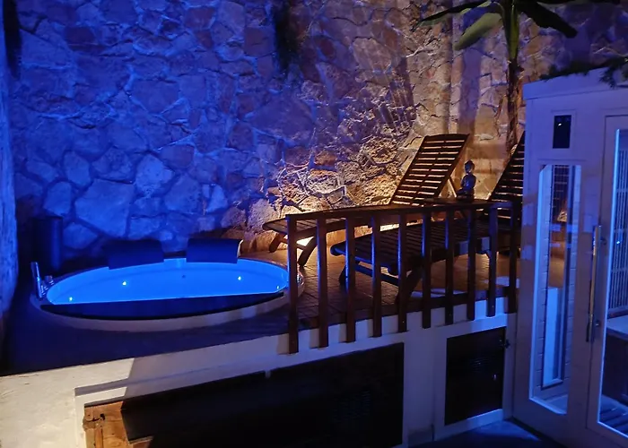 Apartament Sicilia - Intera Casa Con Privata Jacuzzi Sauna Bagno Di Vapore