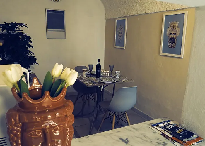 Apartament Sicilia - Intera Casa Con Privata Jacuzzi Sauna Bagno Di Vapore